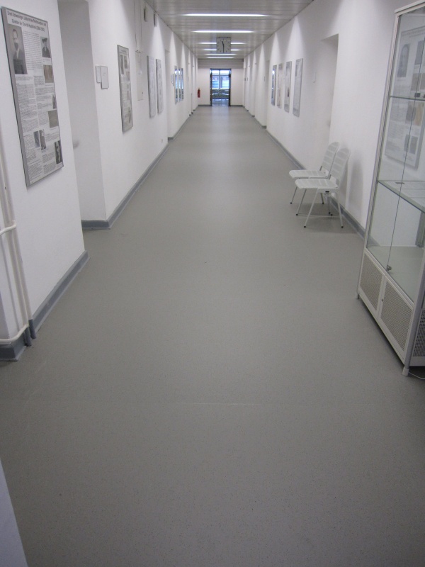 Kautschuk-Boden – KS Bodenbelagsarbeiten GmbH :: Berlin Kreuzberg