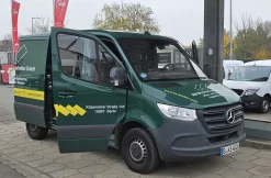 ks-boden firmenwagen dunkelgrüner transporter